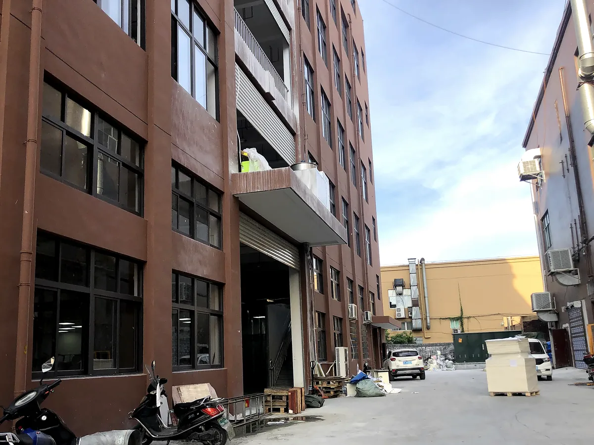 温州卓正印刷厂区外景与生产车间入口